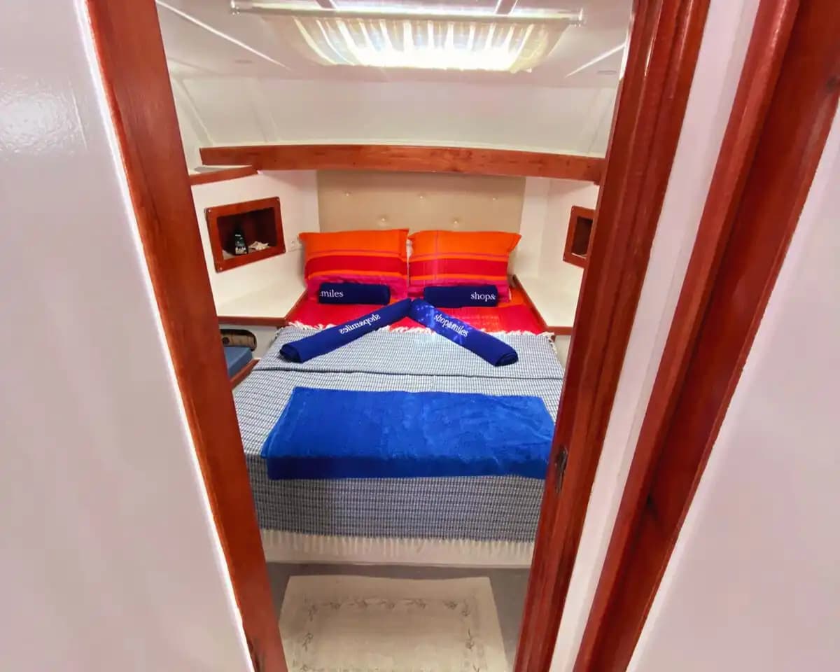Explore Fethiye’s Buchten on a Geräumig 25-Personen Boot 10