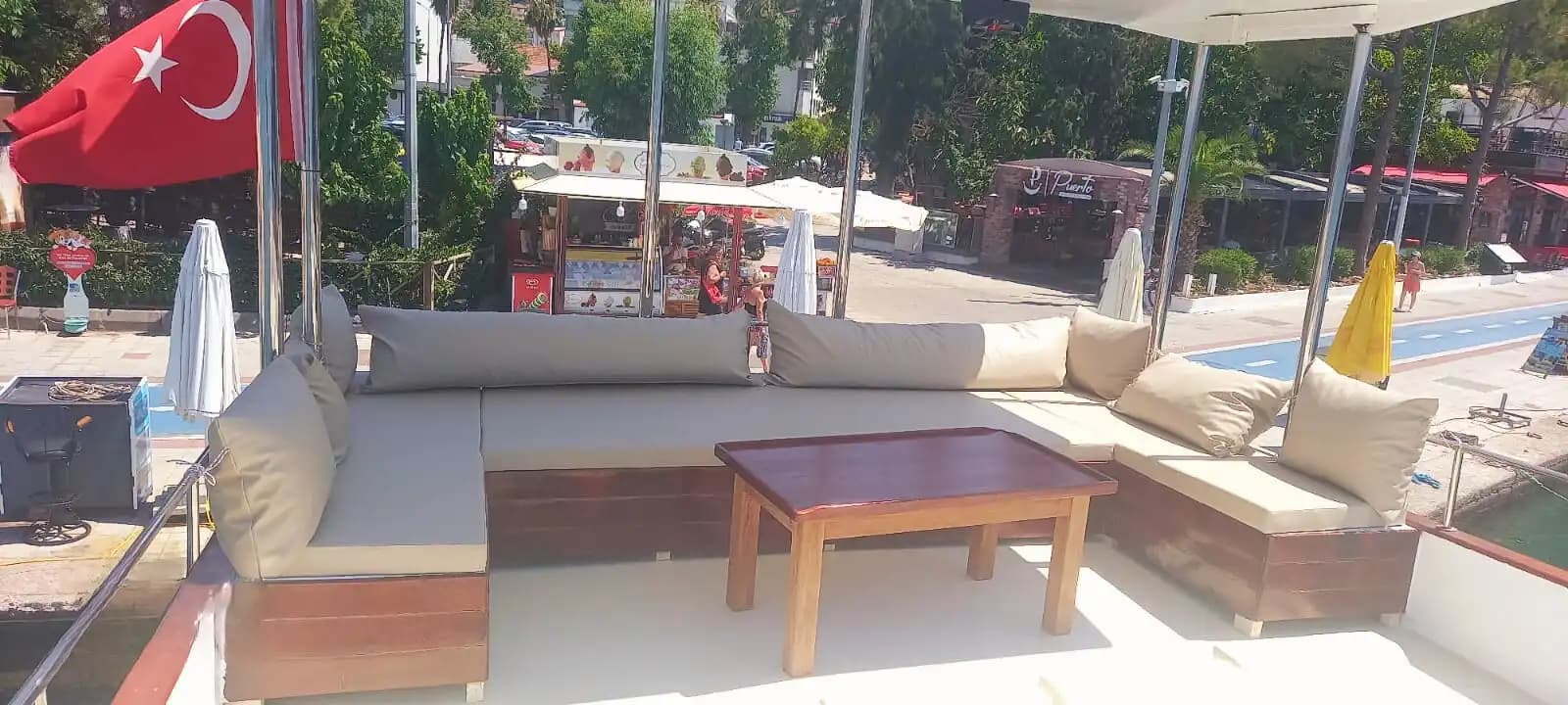 Explore Fethiye’s Buchten on a Geräumig 25-Personen Boot 6