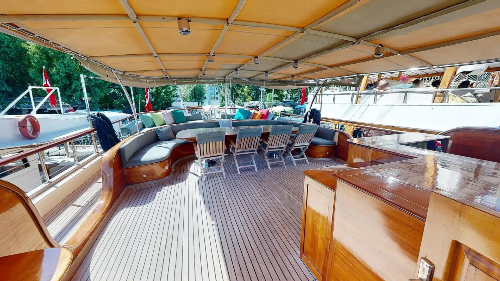 Yate Lujoso Fethiye/Göcek: 33m, 2 comedores, familiar 17
