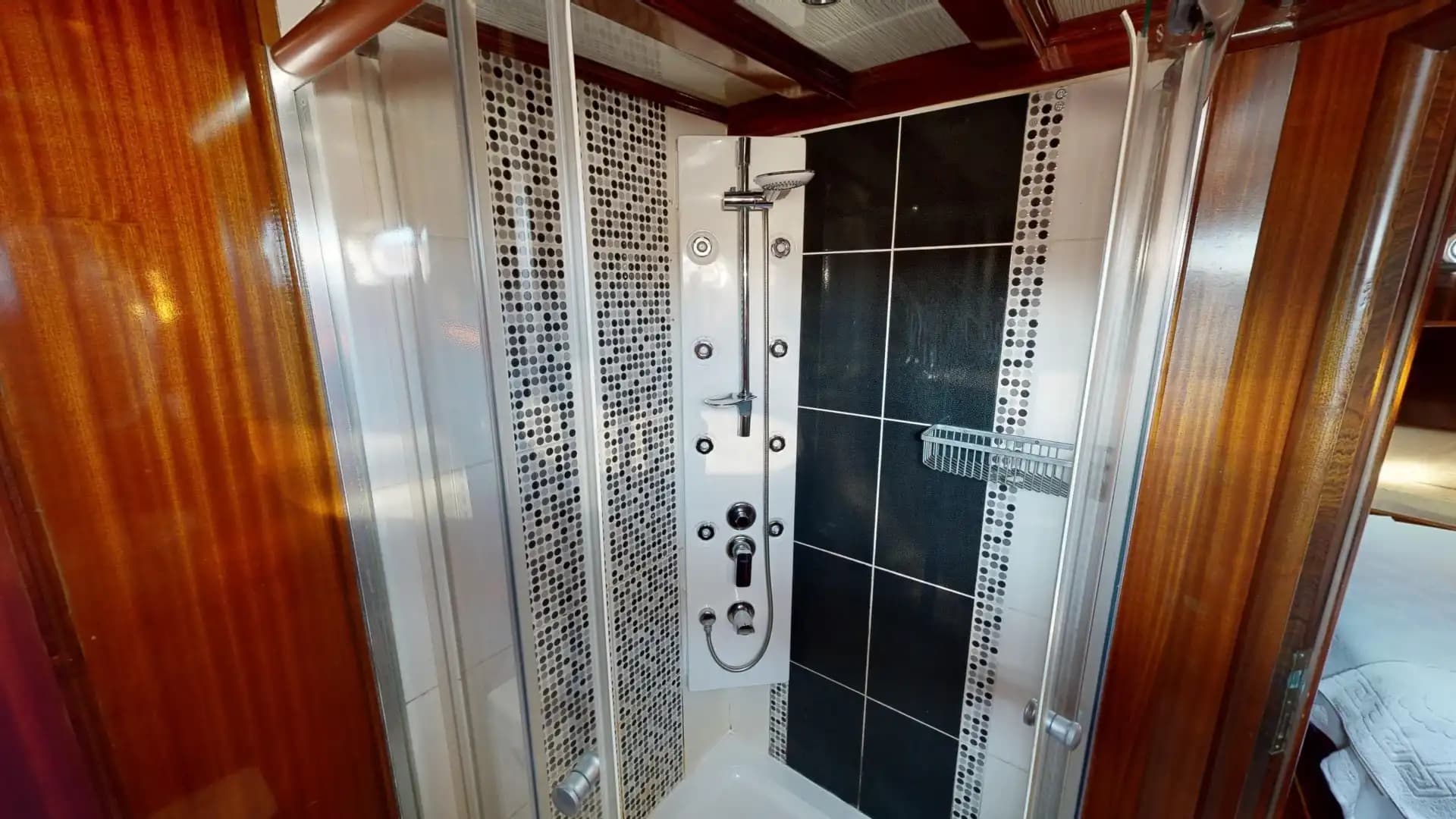 Yate Lujoso Fethiye/Göcek: 33m, 2 comedores, familiar 45