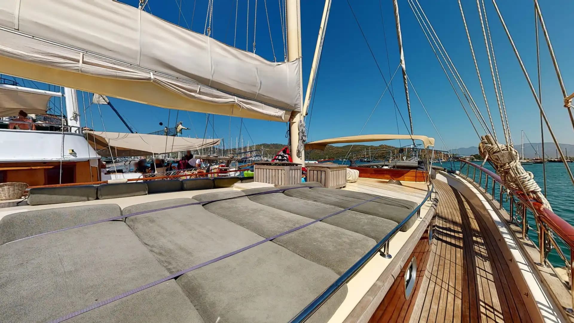 Yate Lujoso Fethiye/Göcek: 33m, 2 comedores, familiar 13
