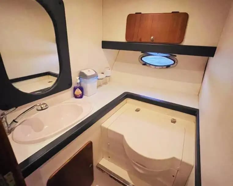 Fast & Elegant! 12m Custom Motorjacht voor een Premium Voyage 5