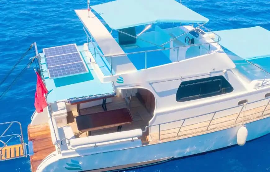 Luxus-Motoryacht in Fethiyes Türkisblauen Buchten 4
