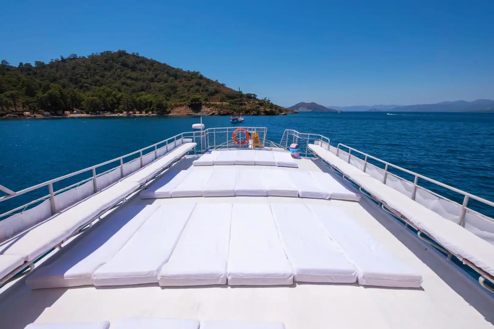 Perfect voor Bachelor Parties, Birthdays & Groep Boat Tours 4
