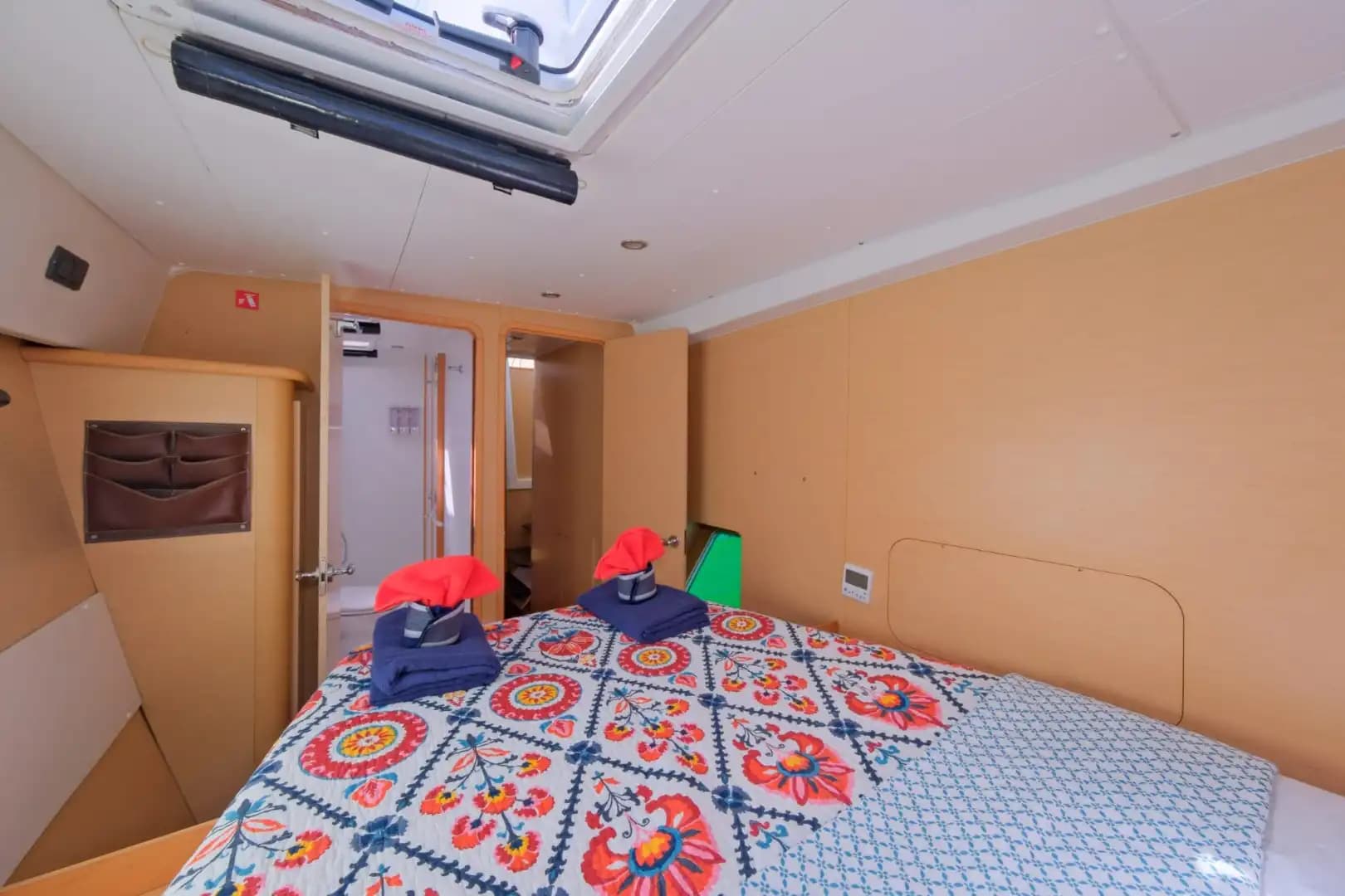Luxury and Comfort on the Sea: Exclusif cabines Yacht Experience from Fethiye with 4 Cabins for 8 People 16