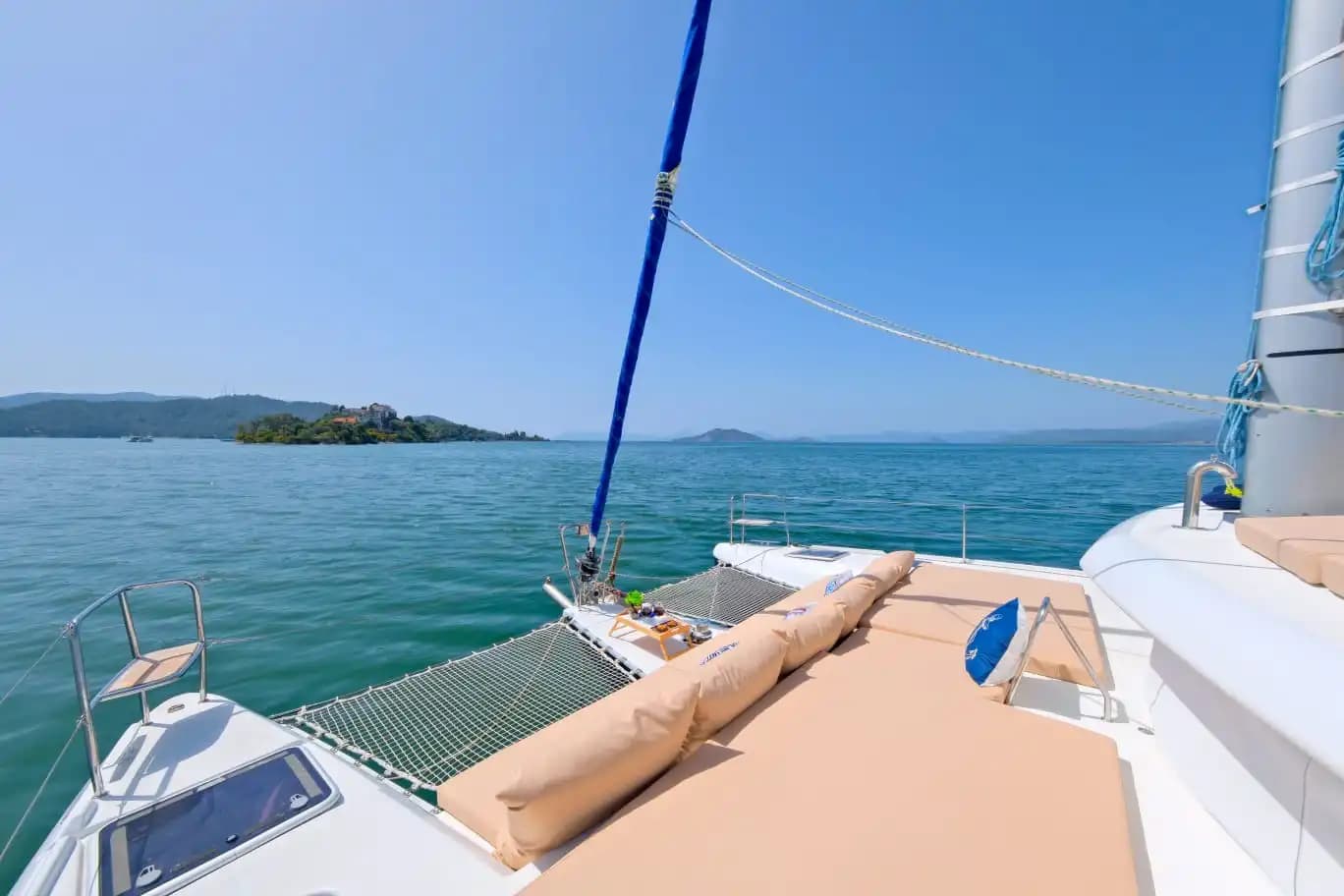 Luxury and Comfort on the Sea: Exclusif cabines Yacht Experience from Fethiye with 4 Cabins for 8 People 9