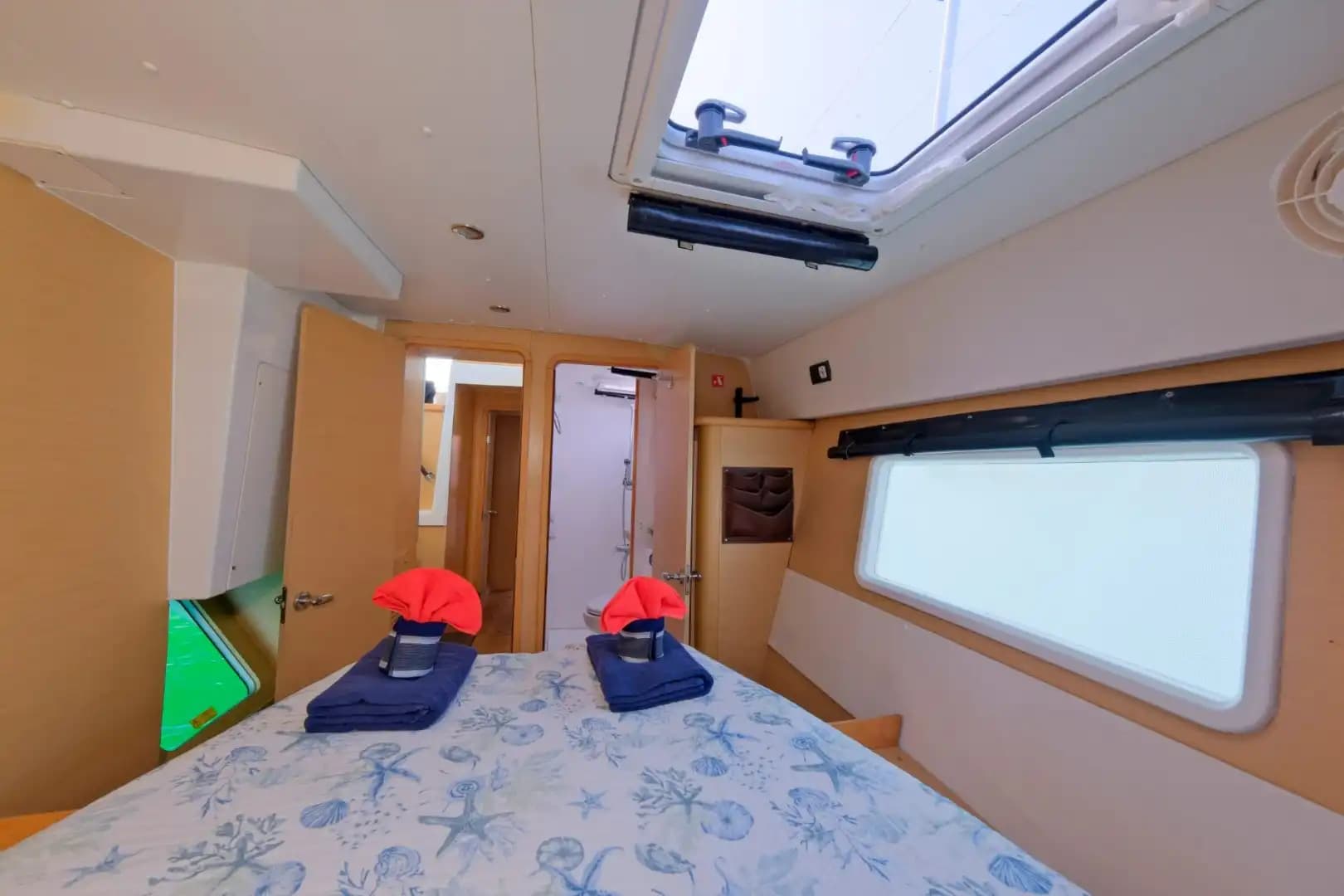 Luxury and Comfort on the Sea: Exclusif cabines Yacht Experience from Fethiye with 4 Cabins for 8 People 11