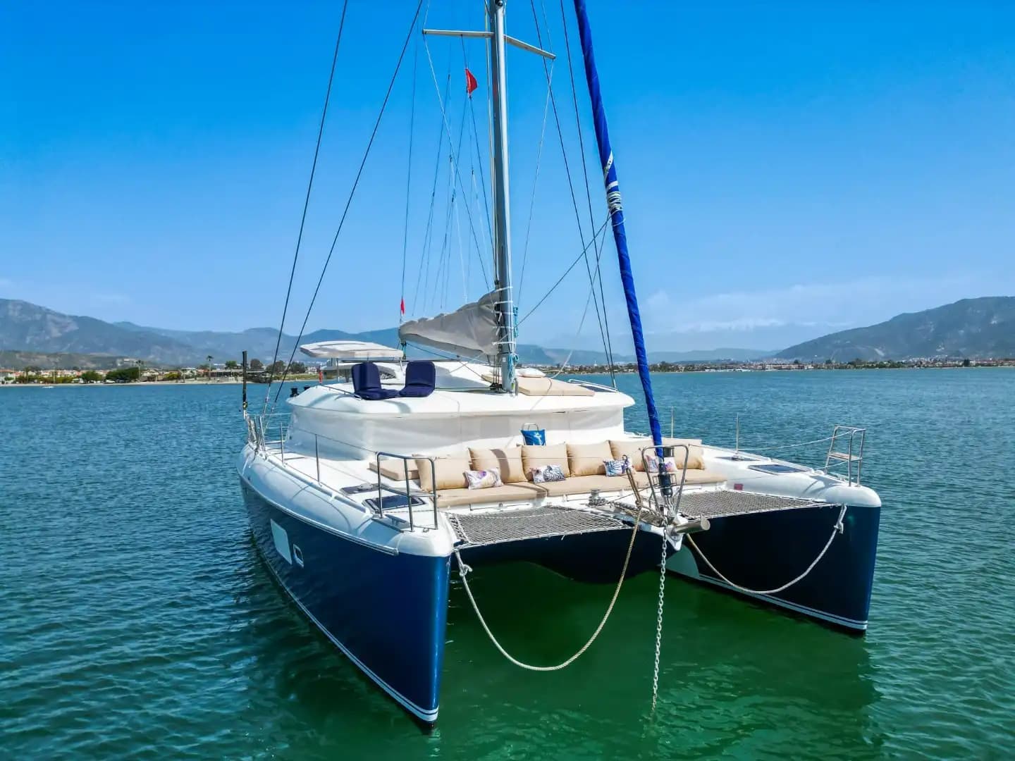 Luxe en Comfort on de Sea: Exclusief Kajuit Yacht Ervaring vanuit Fethiye met 4 Kajuiten voor 8 Personen 2