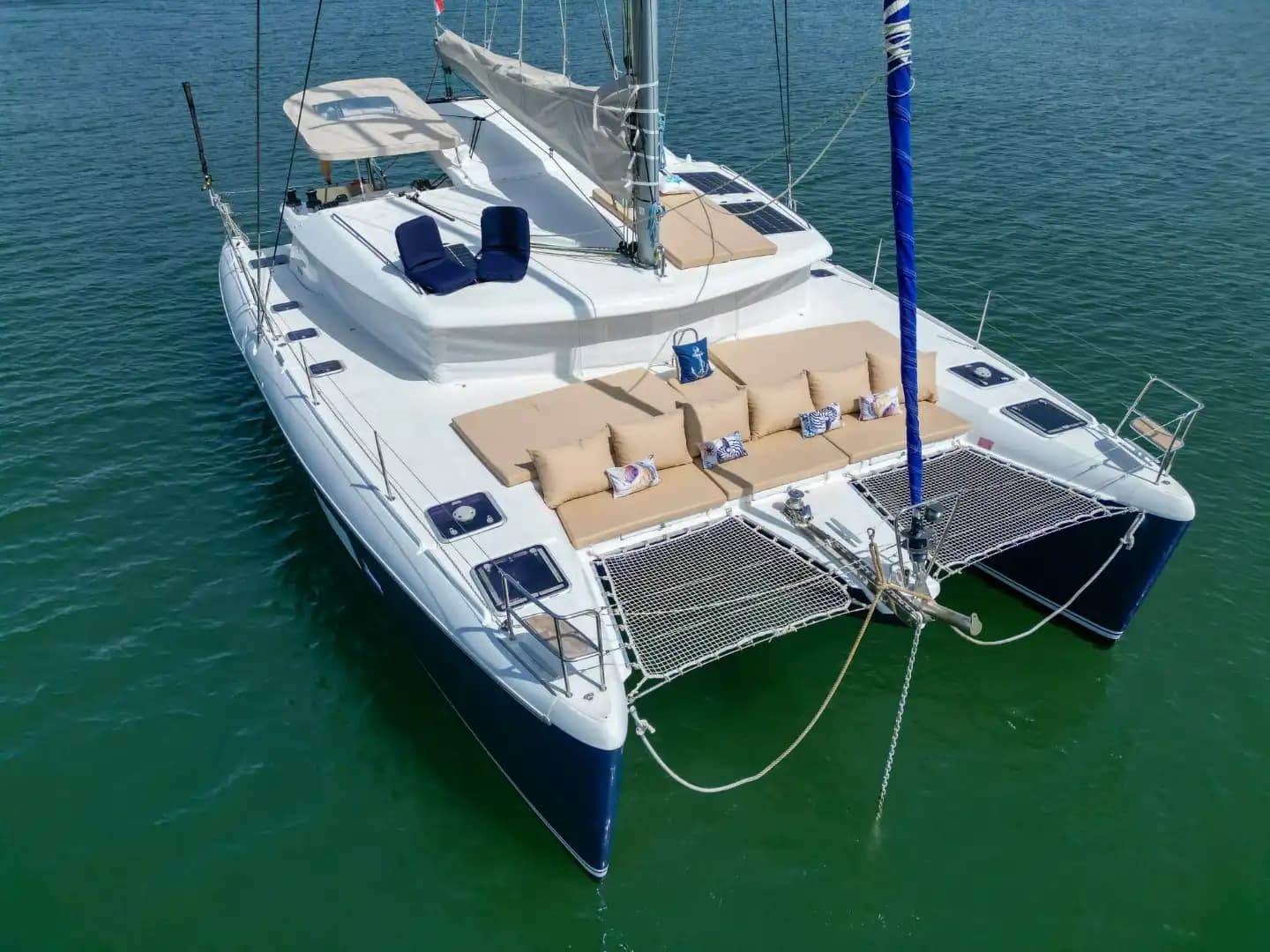 Luxury and Comfort on the Sea: Exclusif cabines Yacht Experience from Fethiye with 4 Cabins for 8 People 8