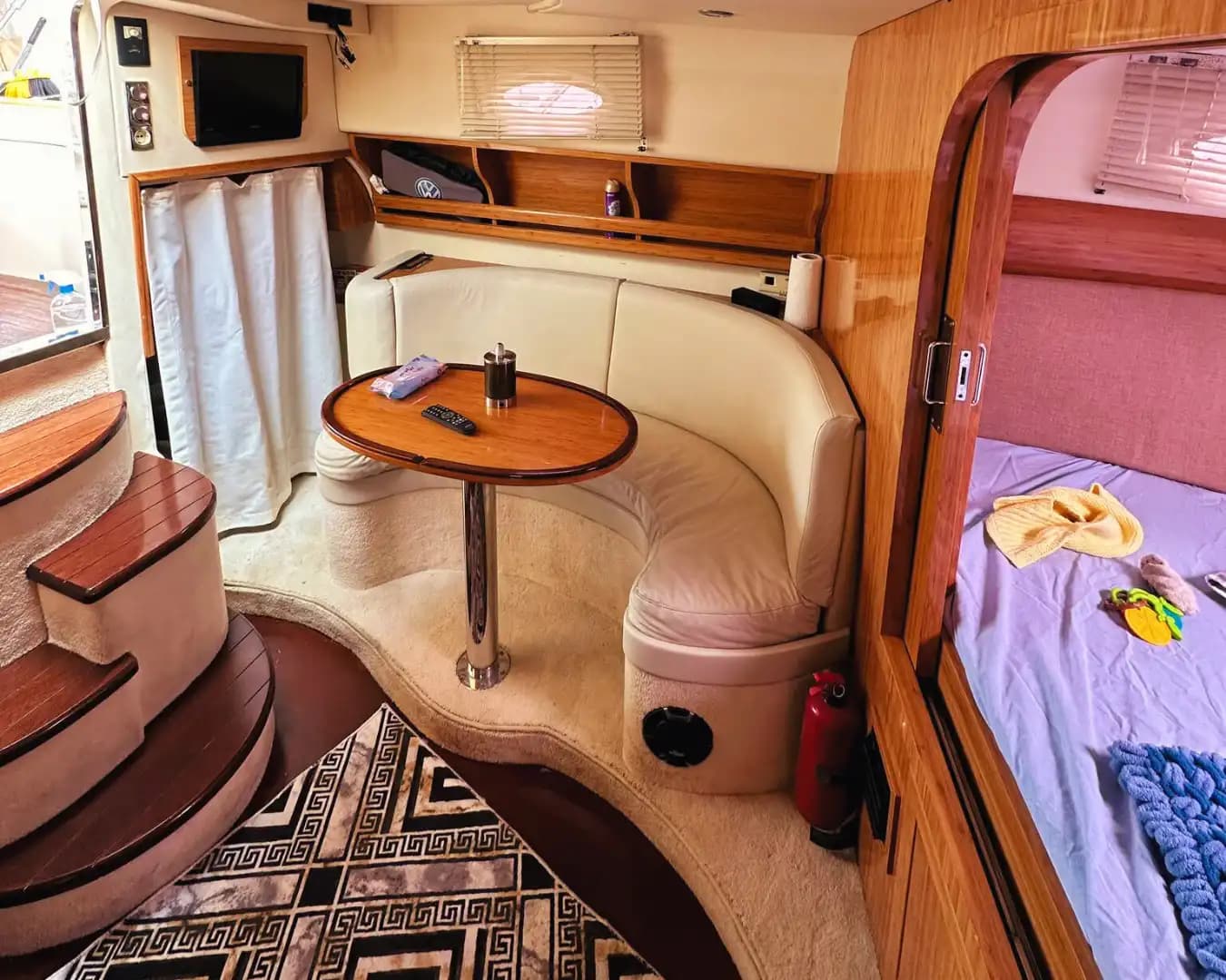 Göcek 8 Person Motor Yacht Rental Experience 8