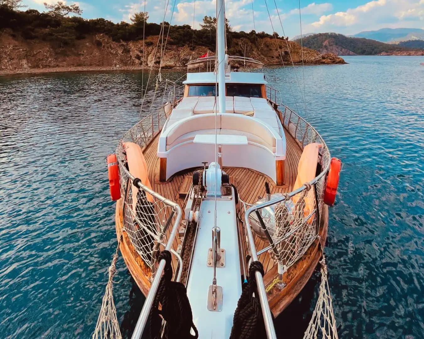Croisière à Göcek sur Gulet 3 cabines, eaux turquoise 8