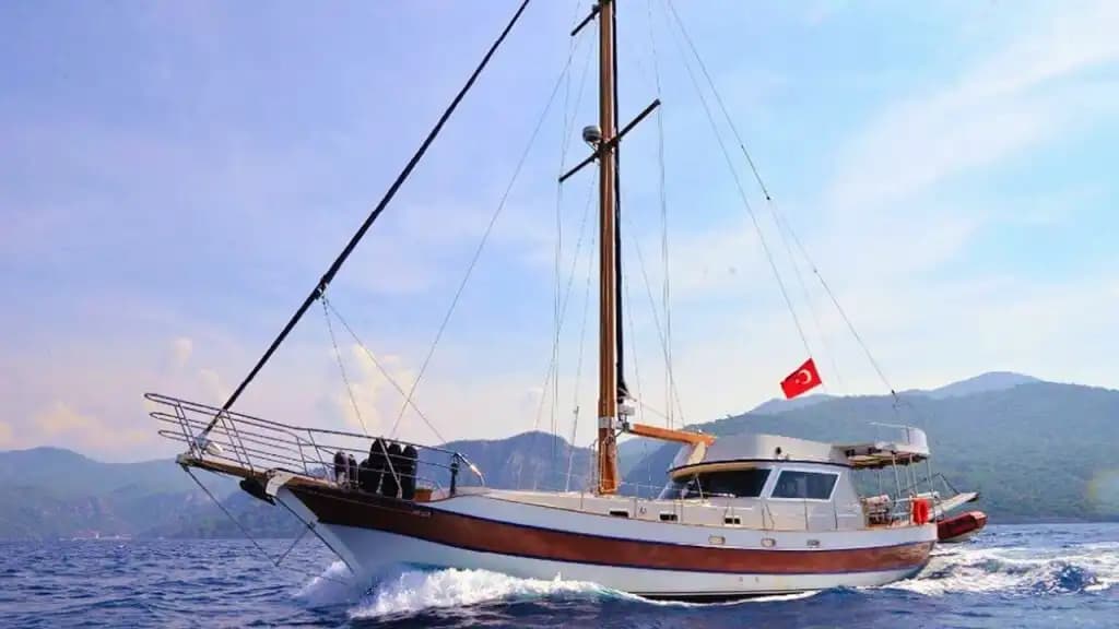 Croisière à Göcek sur Gulet 3 cabines, eaux turquoise - Fête sur le bateau