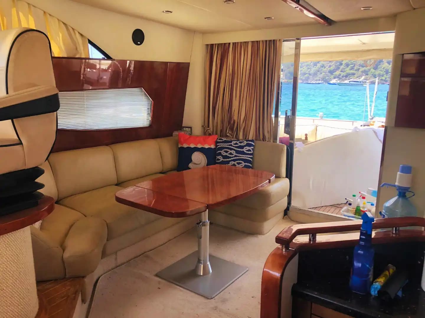 Luxury 16m Fairline Motor Yacht in Göcek: Your Private Escape 7
