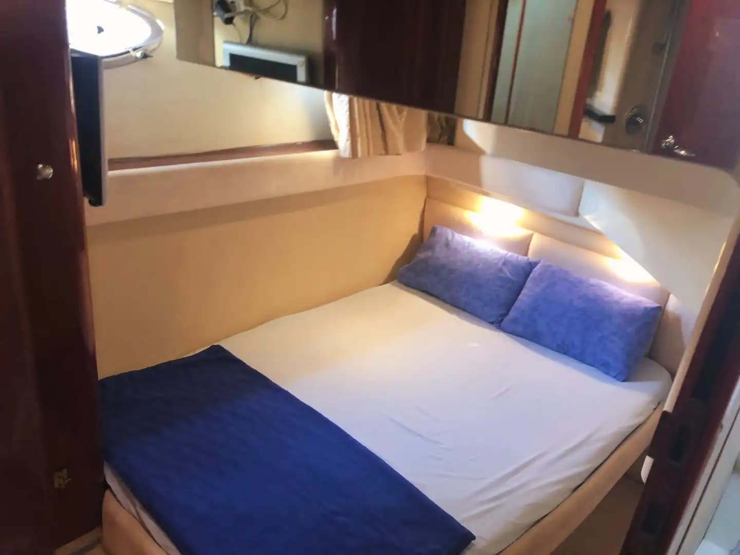Luxury 16m Fairline Motor Yacht in Göcek: Your Private Escape 12
