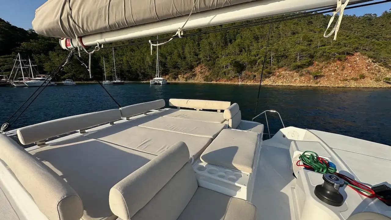 Göcek'te 2024 Model Bali 4.0 Katamaran Kiralama | 4 Kabin 8 Kişi Konaklamalı 13
