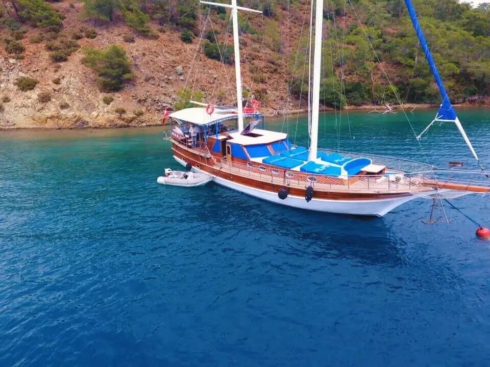 3 Kabinli Lüks Gulet – Geniş Alanlar, Rahat Yataklar, Unutulmaz Anlar