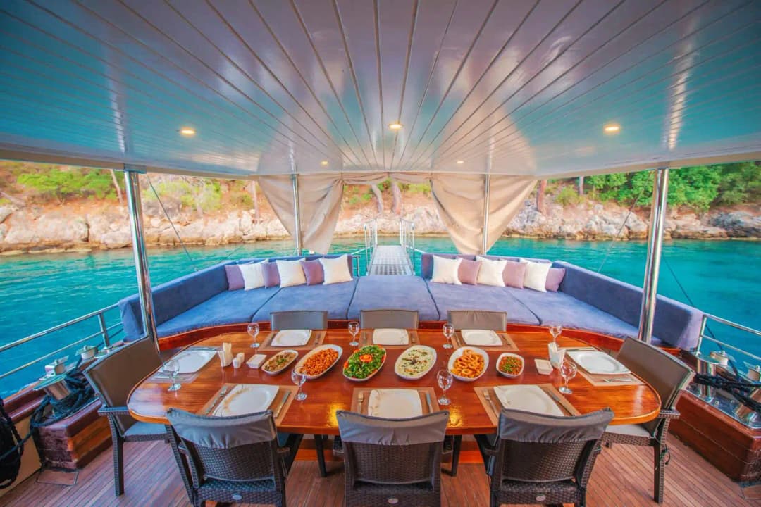 Göcek’te 20 Metrelik Lüks Gulet ile Rüya Gibi Bir Tatil