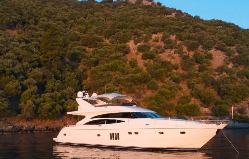 12 Kişilik Princess Yat ile Konaklamalı veya Günübirlik Deniz Macerası 3