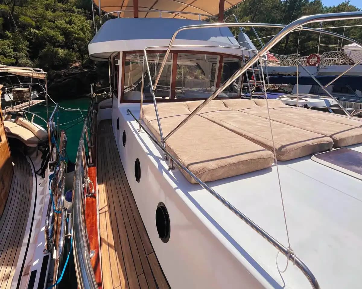 Location Gulet Confort Supérieur Göcek - Jusqu'à 10 pers. 3