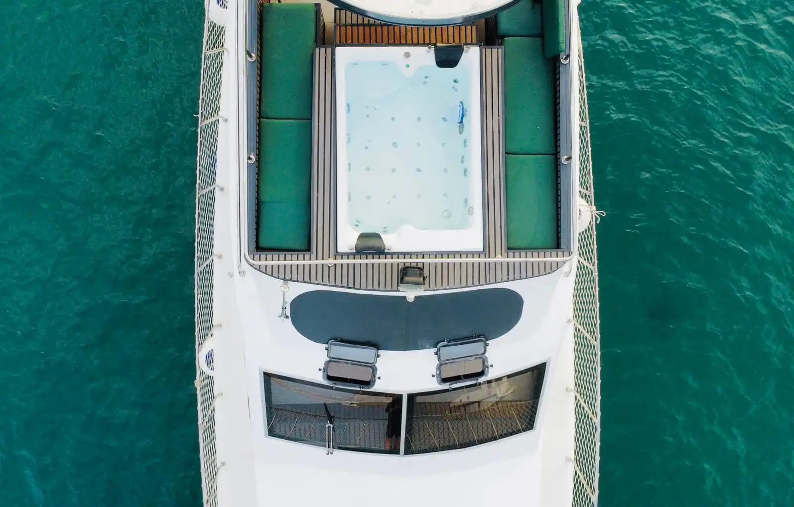 Op maat gebouwde, comfortabele 12-persoonsboot in de unieke baaien van Alanya 15