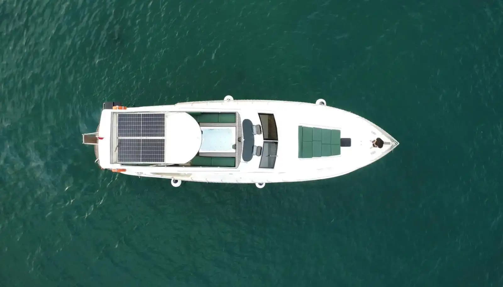 Op maat gebouwde, comfortabele 12-persoonsboot in de unieke baaien van Alanya 2