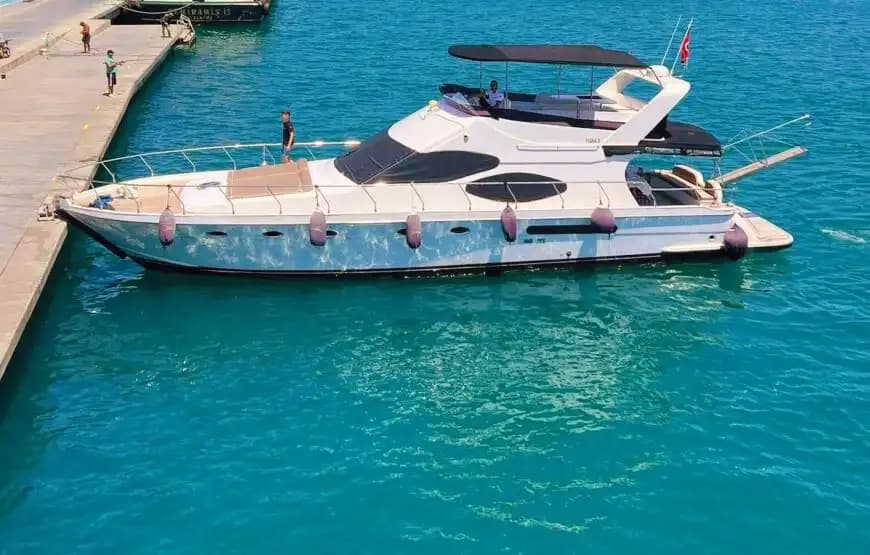 VIP Motor Yacht Enjoyment in the Blue Waters of the Bosphorus – Rental with Captain - Bosphorus Tour