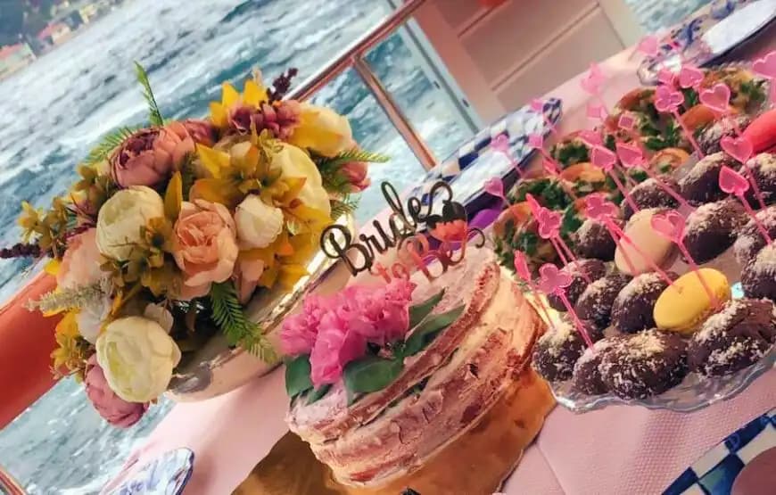 Exclusive 17m Luxury Motor Yacht from Bebek – A Unique Bosphorus Experience! 7