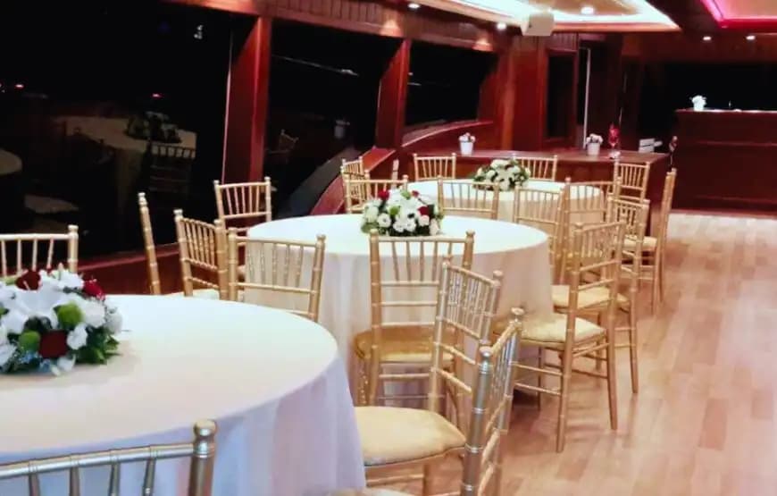 Luxury 30m Motoryacht from Bebek for Privé Tours Up to 80 Guests! 4