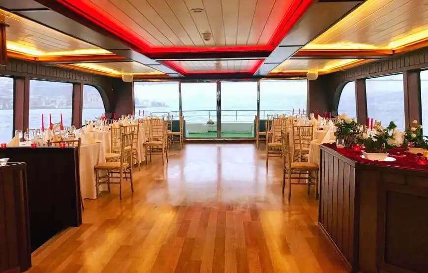 Luxury 30m Motoryacht from Bebek for Privé Tours Up to 80 Guests! 3