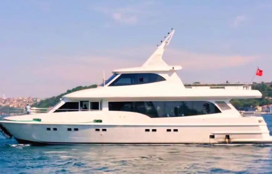 Luxury 30m Motoryacht from Bebek for Privé Tours Up to 80 Guests! 2