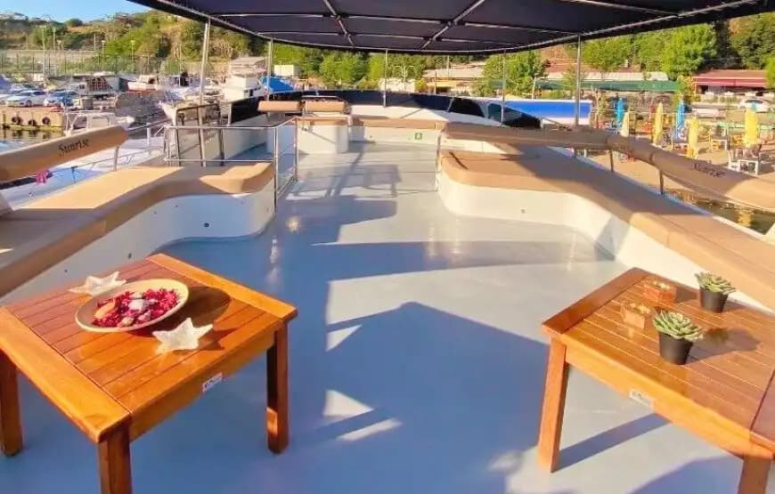 The Perfect Choice for Private & Corporate Events on a 20-Meter Yacht in Istanbul! 9