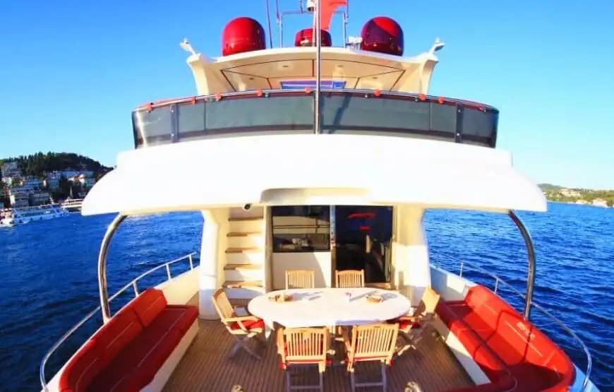 Private Tours for up to 36 People with a 26-Meter Luxury Motor Yacht in Bebek, Istanbul! 4
