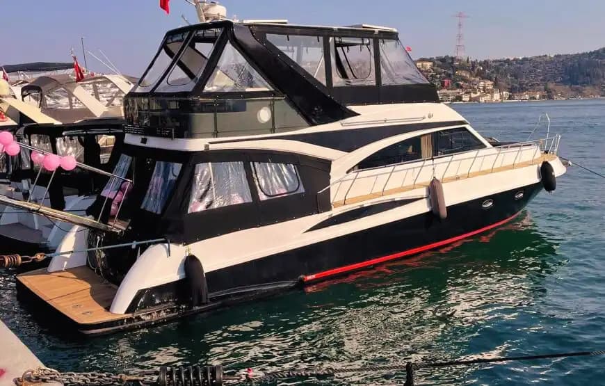 Alquiler a Yacht para an Inolvidable Event con Estambul's Único Scenery! 4