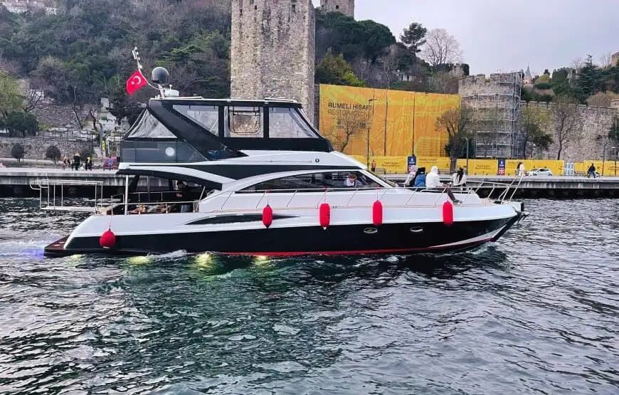 Alquiler a Yacht para an Inolvidable Event con Estambul's Único Scenery! 3