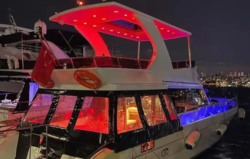 VIP Zeecruise in de Historic Waters of de Golden Horn - Bosporus Tour