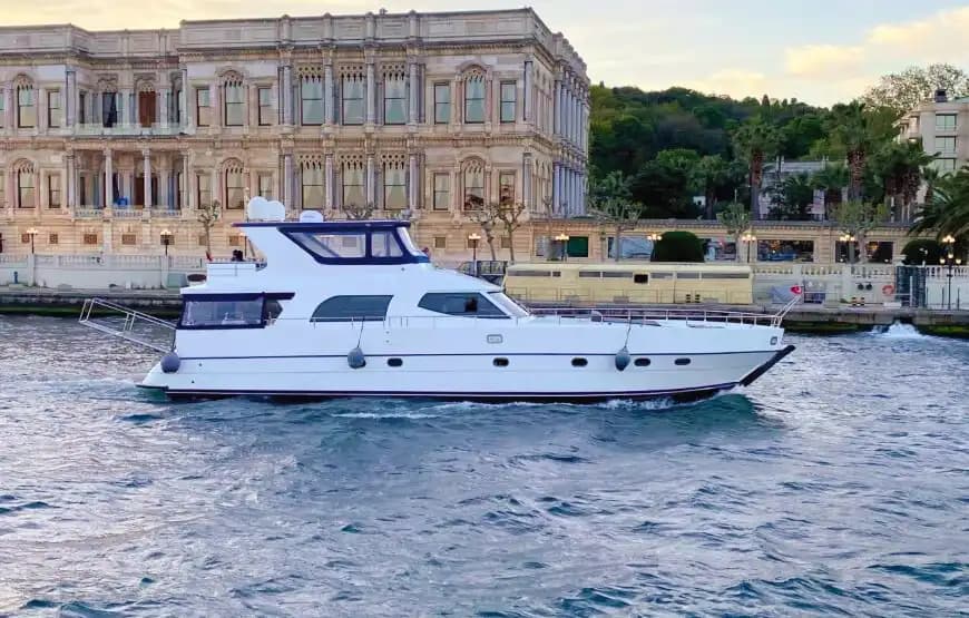 VIP Yacht Rental with a 4-Person Crew for Maximum Fun and Comfort 2