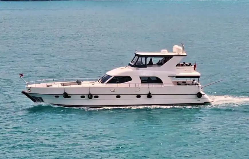 VIP Yacht Rental with a 4-Person Crew for Maximum Fun and Comfort 4