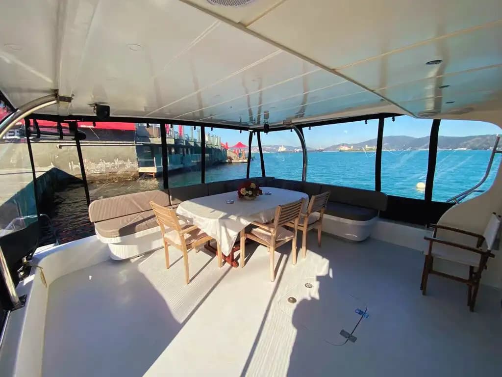 Enjoy Pleasant Moments on the Cool Waters of the Bosphorus with a Private Yacht Departing from Tarabya, Istanbul 4