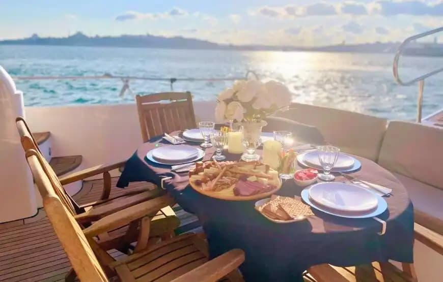 Location Yacht Privée Unkapanı – Forfaits Horaires/Journée 4