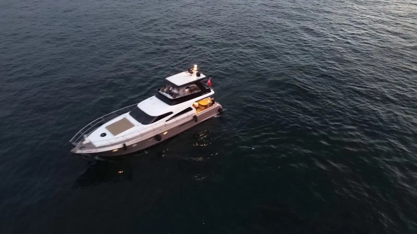 Luxus and Exklusiv: A Privat Meer Tour in Istanbul with Your Loved Ones 5