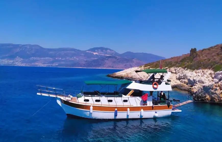 Luxury Location de yacht in Kalkan for a Romantic Getaway or Party Cruise - Fête sur le bateau