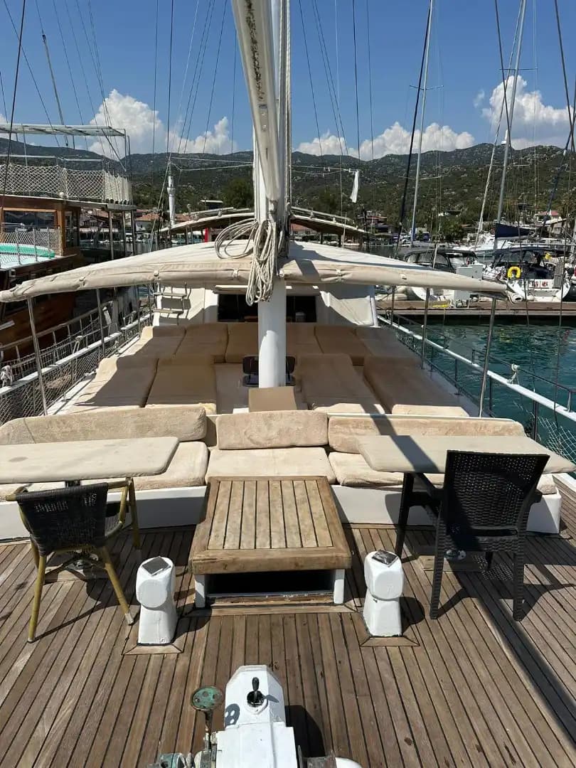 Vacaciones de Gulet de Lujo en Kaş – Aventura Naval para 12 5