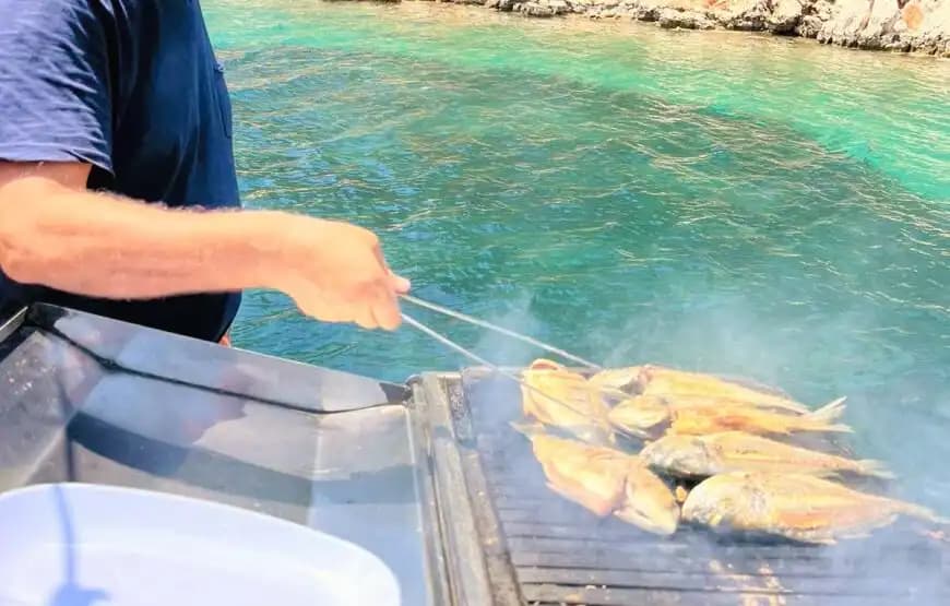 Denizde Unutulmaz Bir Deneyim: Kaş’ta Özel Yapım Lüks Yat