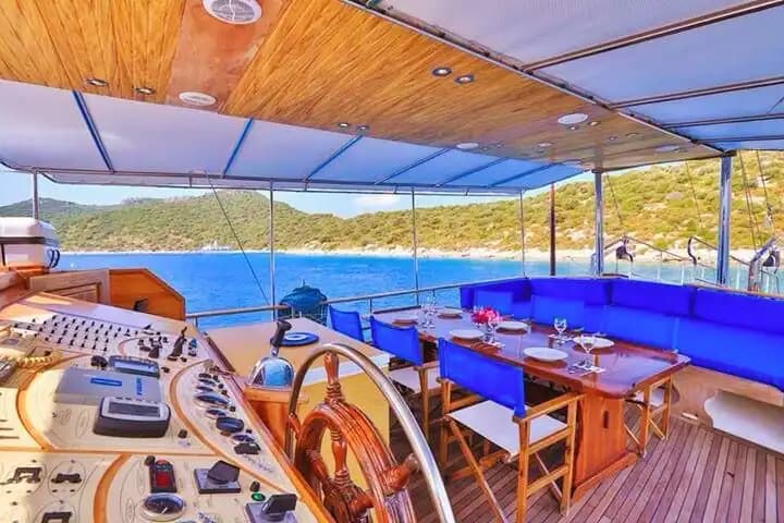 Luxus & Komfort: Guletcharter in Kaş 12