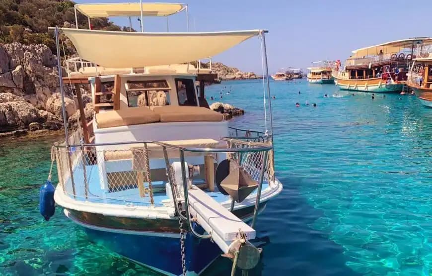 Feel de Freedom of de Sea! Privé 8-Persoon Jachtverhuur in Kekova 5