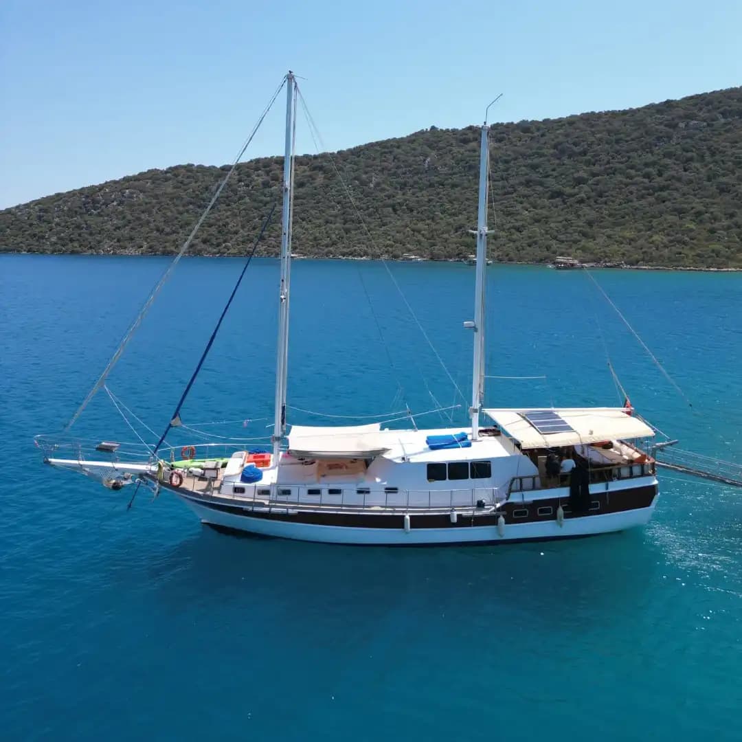 Explore the Hidden Coves of Kekova with a 16-Person, 8-Cabin Gulet 2