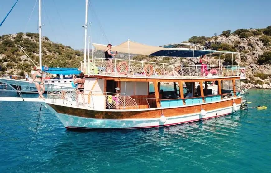 Ruim & Elegant – de Ultimate Boat voor Groep Evenementen in Kekova - Feest op de boot