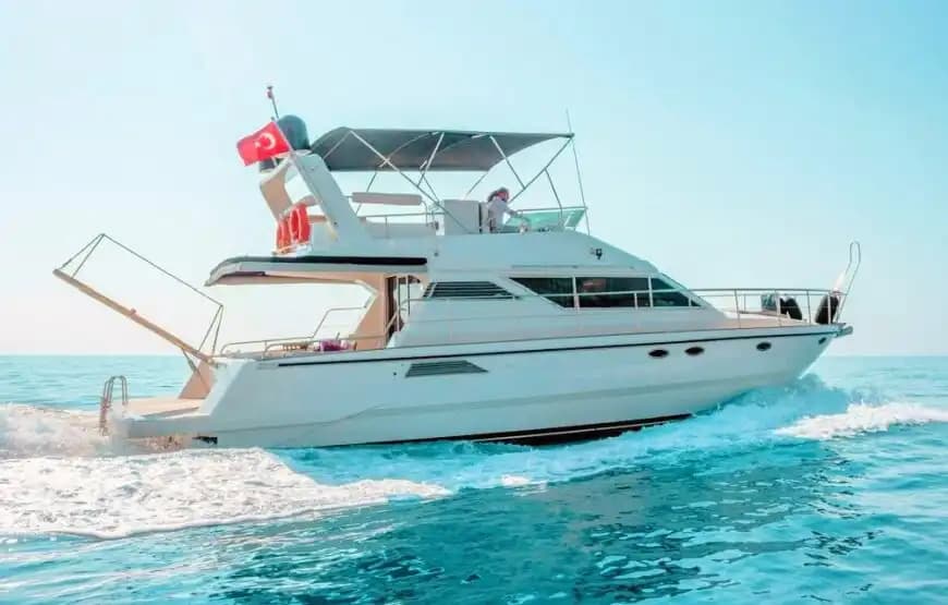 The Most Exklusiv Blaue Reise – 14-Meter Motoryacht 2