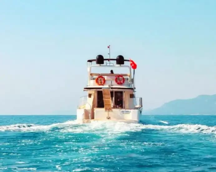The Most Exklusiv Blaue Reise – 14-Meter Motoryacht 9