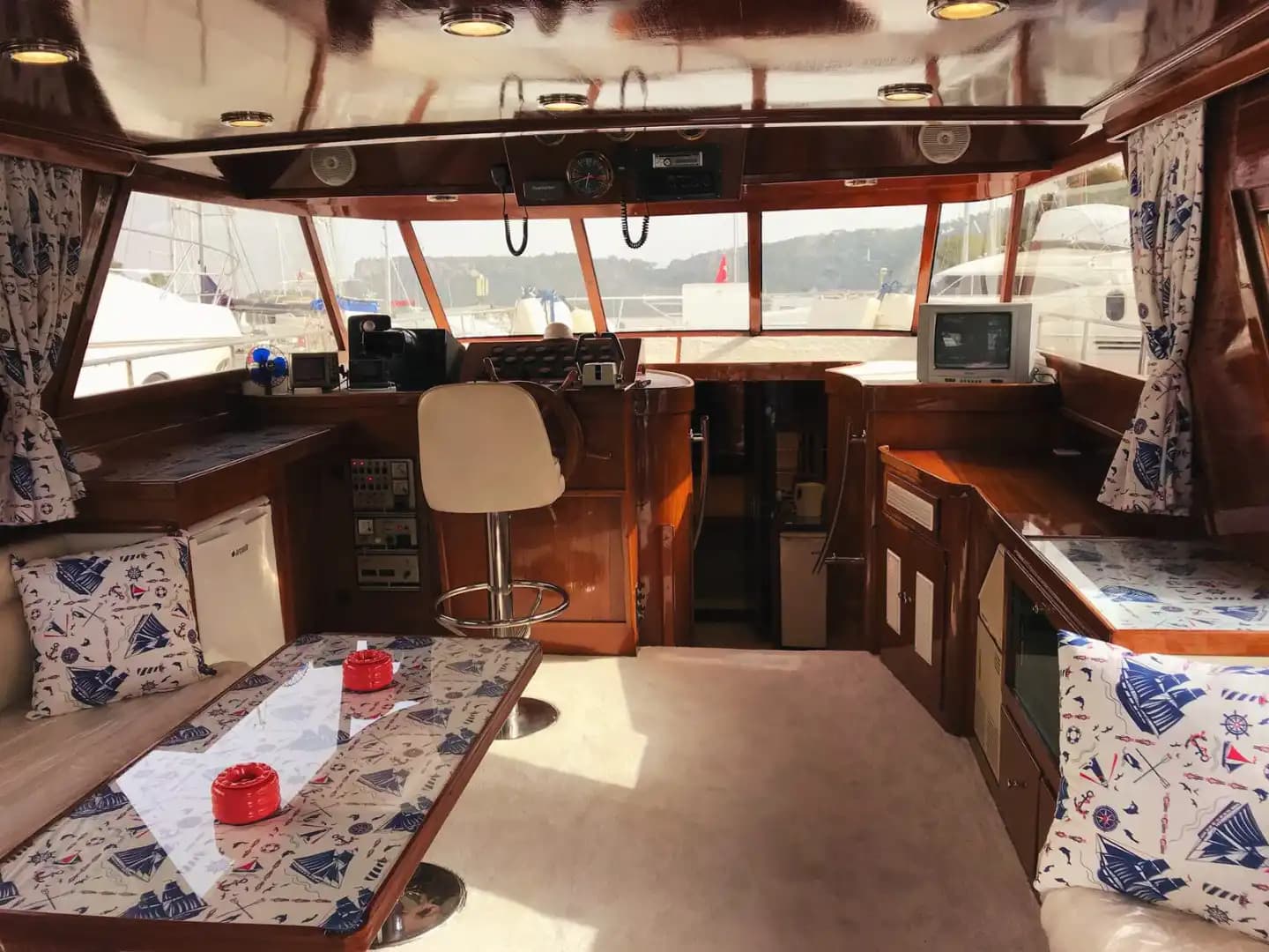 Fuel-Inklusive 20m Jacht with 3 mit Besatzung Members Awaits You! 4
